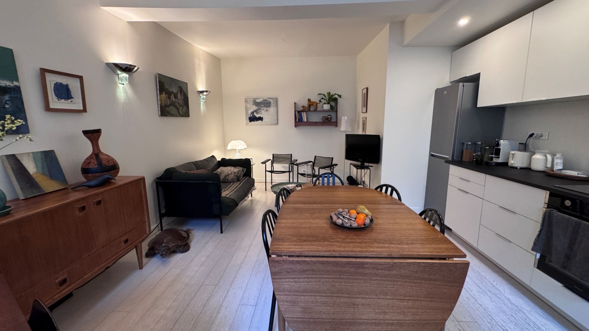 PARIS 11ème - Bastille - Grand 2 pièces 47 m² - Photo 2