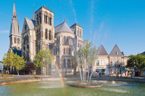 CHÂLONS-EN-CHAMPAGNE - CHARMANTE VILLA