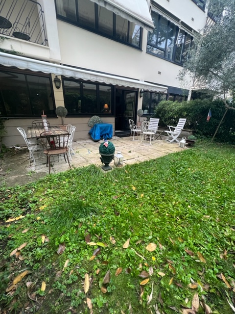 Saint Cloud 3p 74m² + jardin 60m² occupé femme 75 ans - Photo 2